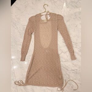 Chic Backless Knit Dress in Beige